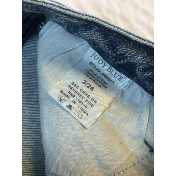 Judy Blue Jeans Women's 3/26 Washed Blue Stretch Denim‎ Slim Fit Distressed - Picture 16 of 16